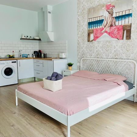 City Heart Alicante Studio Apartment - Castle View Екстер'єр фото
