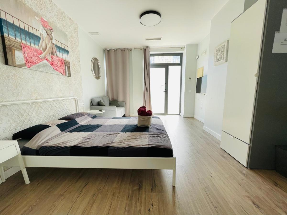 City Heart Alicante Studio Apartment - Castle View Екстер'єр фото